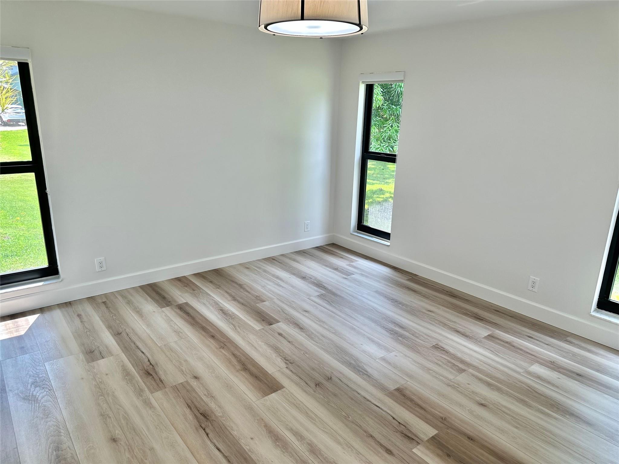 SUNSHINE RANCHES - Residential