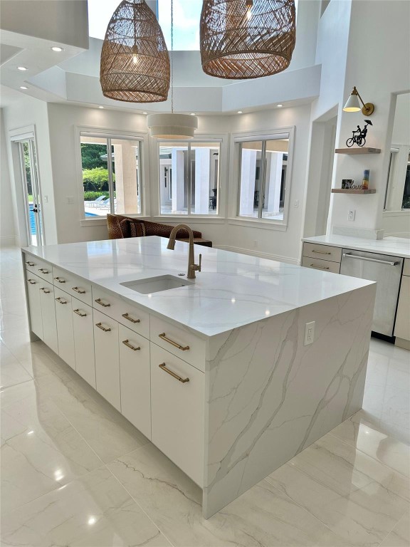 SUNSHINE RANCHES - Residential