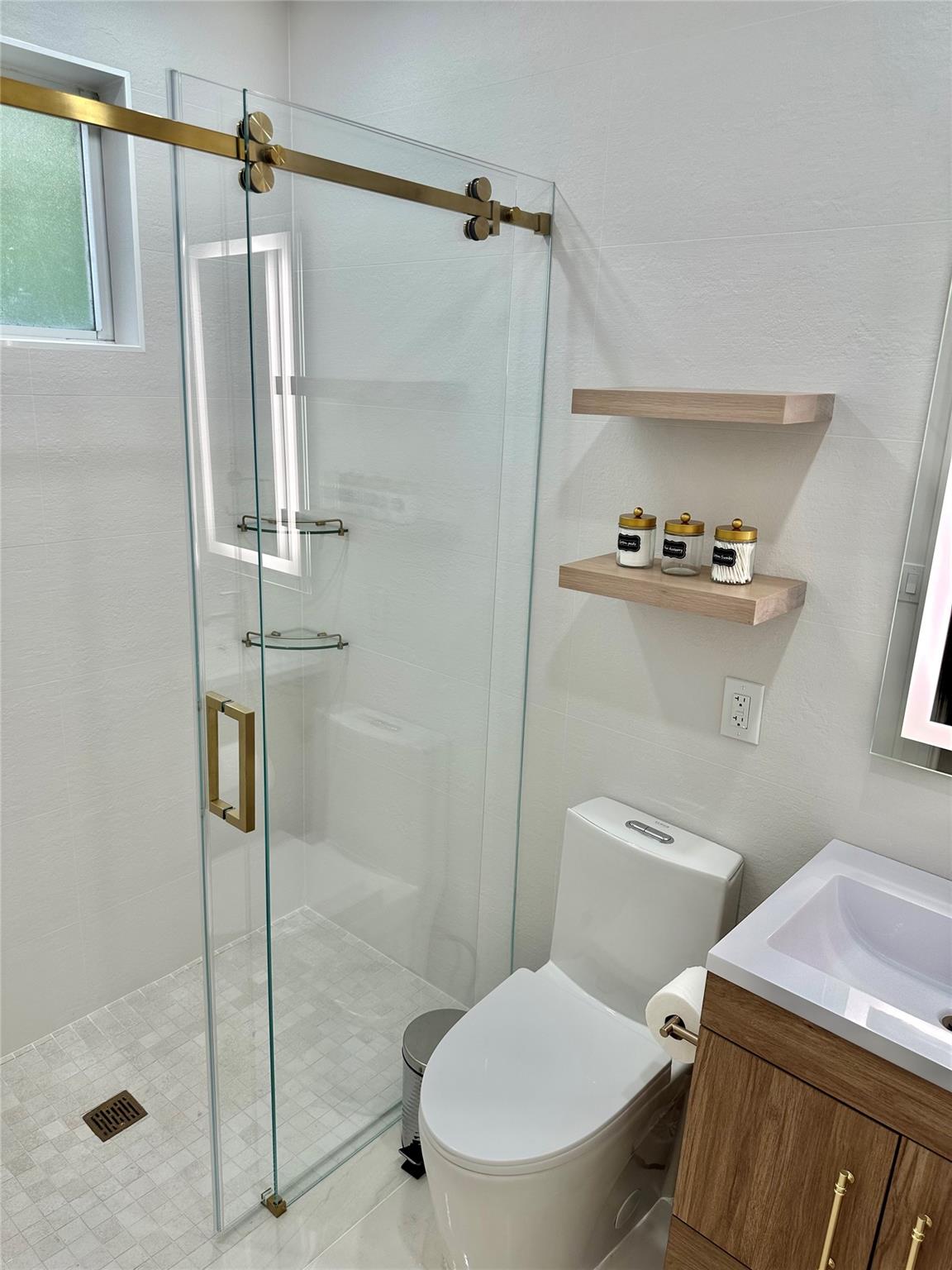 SUNSHINE RANCHES - Residential