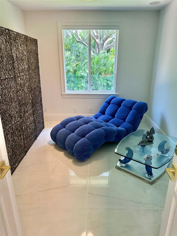 SUNSHINE RANCHES - Residential