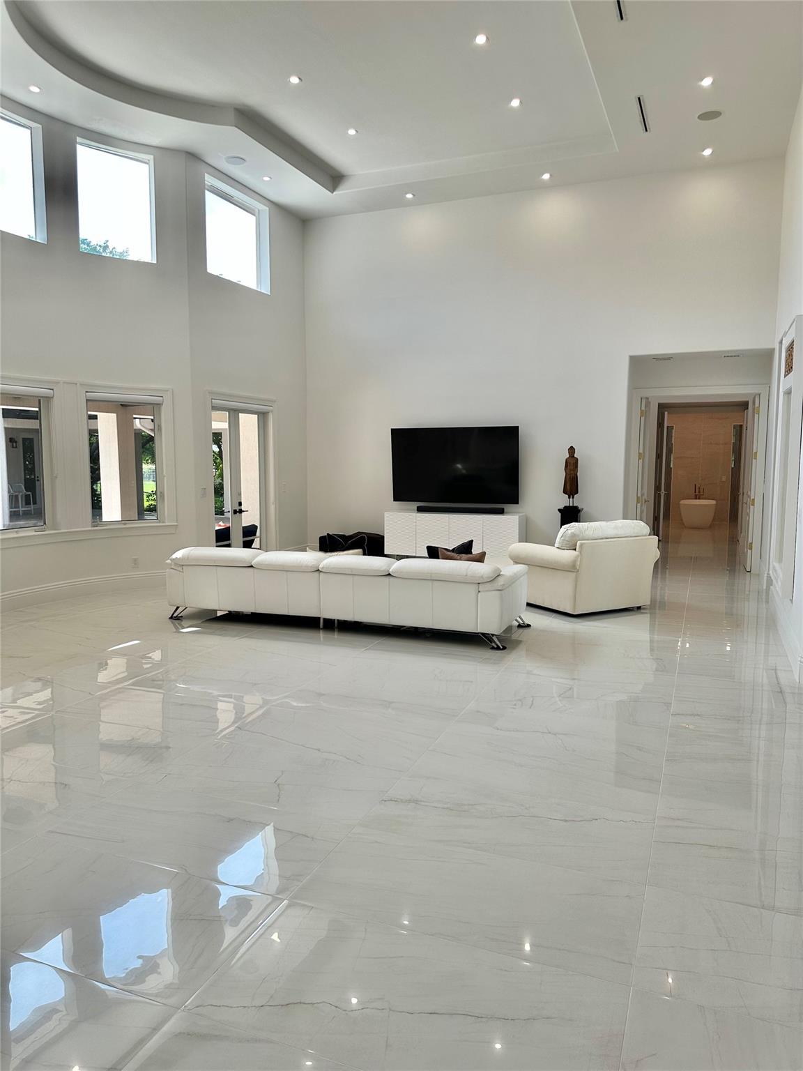 SUNSHINE RANCHES - Residential