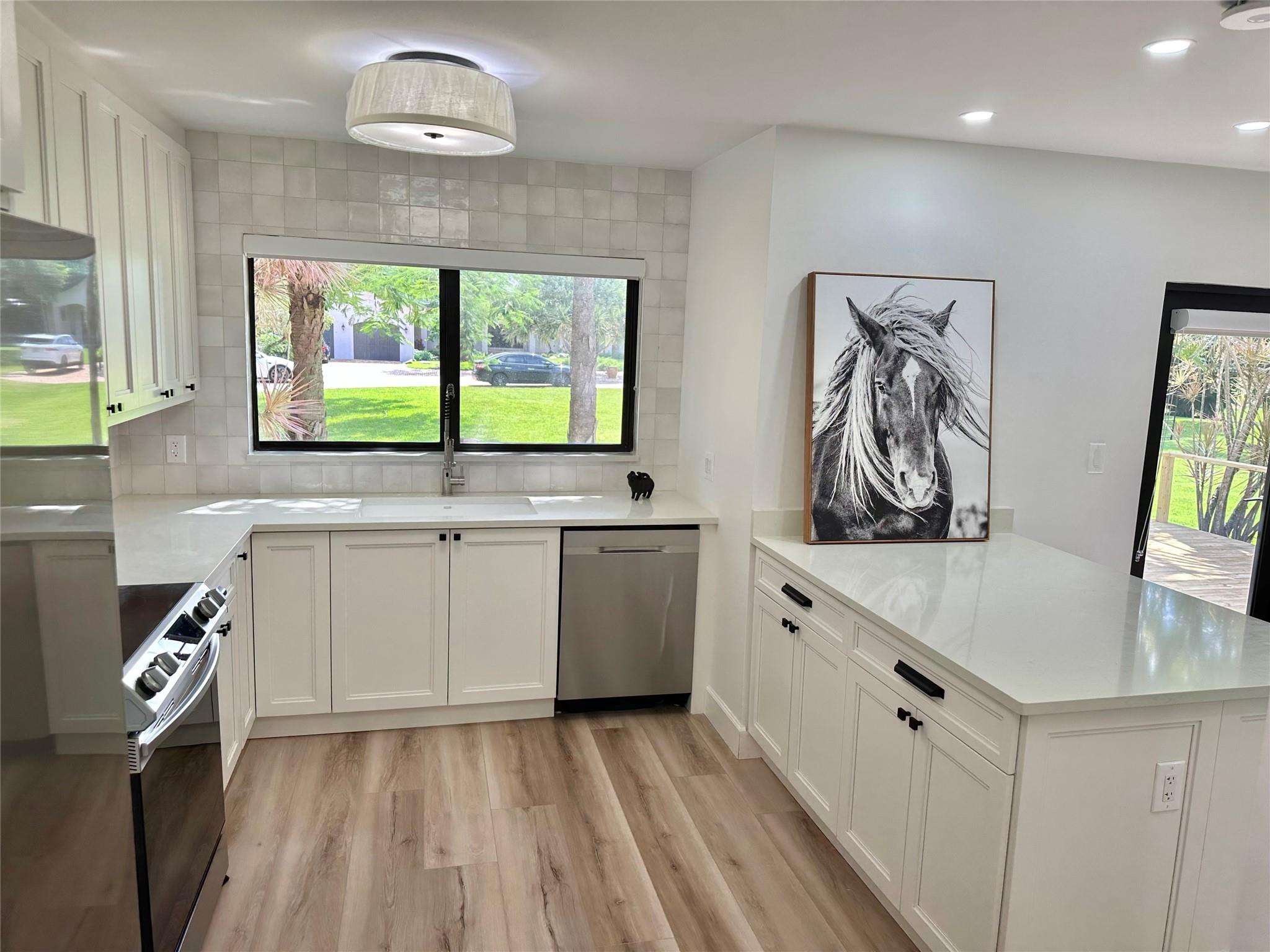 SUNSHINE RANCHES - Residential