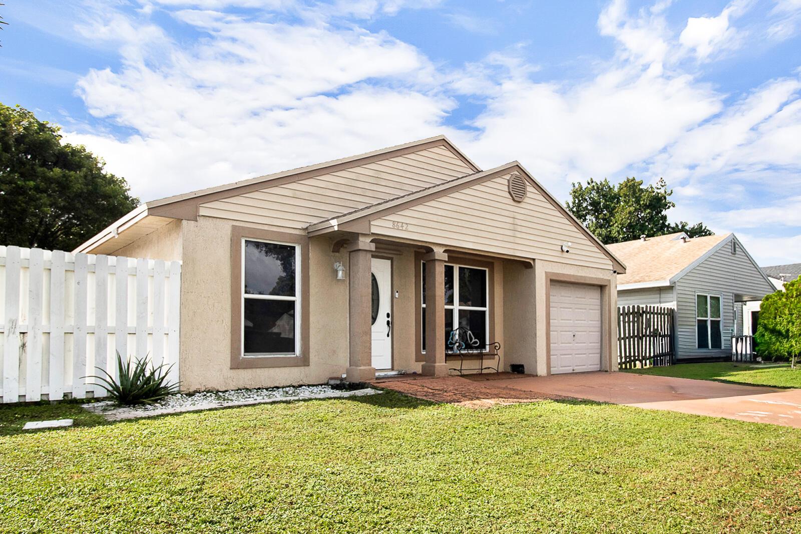 CINNAMON PLACE 1 - Residential