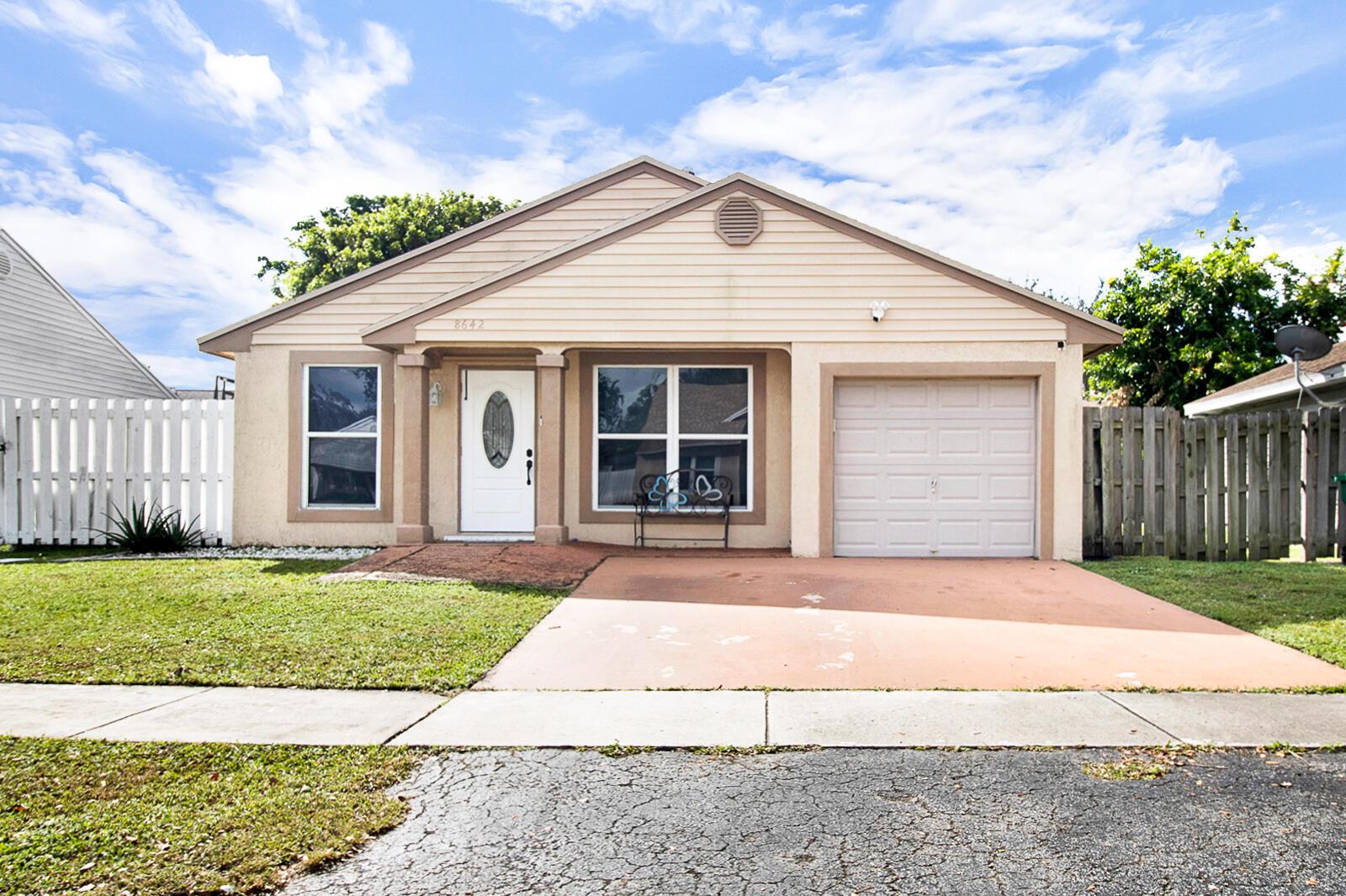 CINNAMON PLACE 1 - Residential