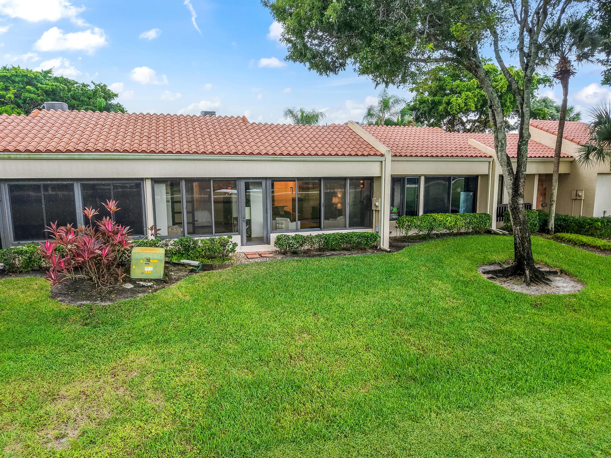 LA PAZ AT BOCA POINTE - Residential