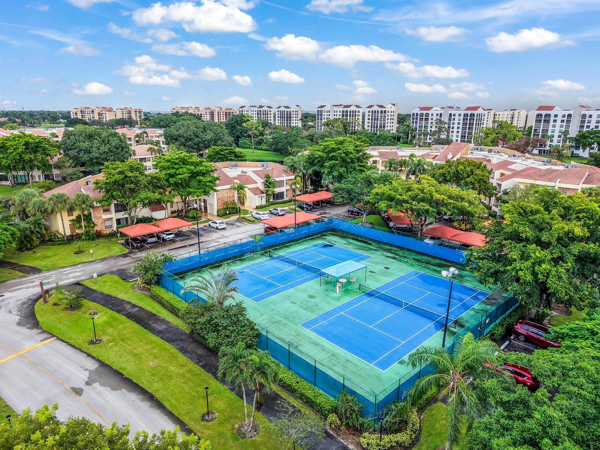 LA PAZ AT BOCA POINTE - Residential