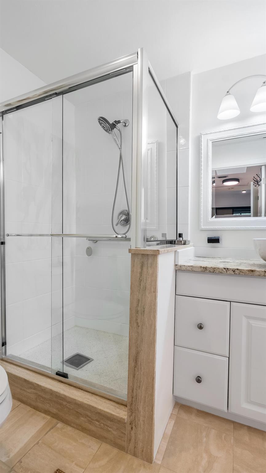 LA PAZ AT BOCA POINTE - Residential