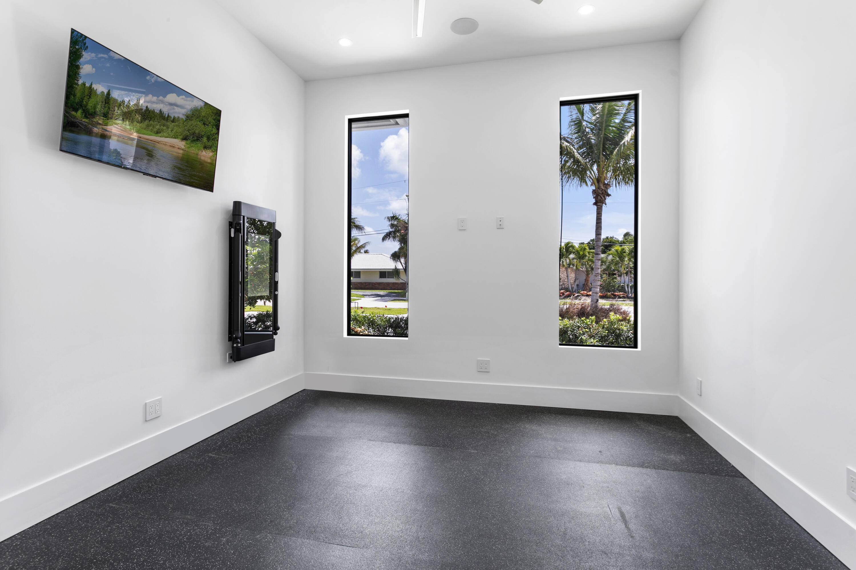 COUNTRY CLUB ADD TO VILLAGE OF NORTH PALM BEACH - Residential