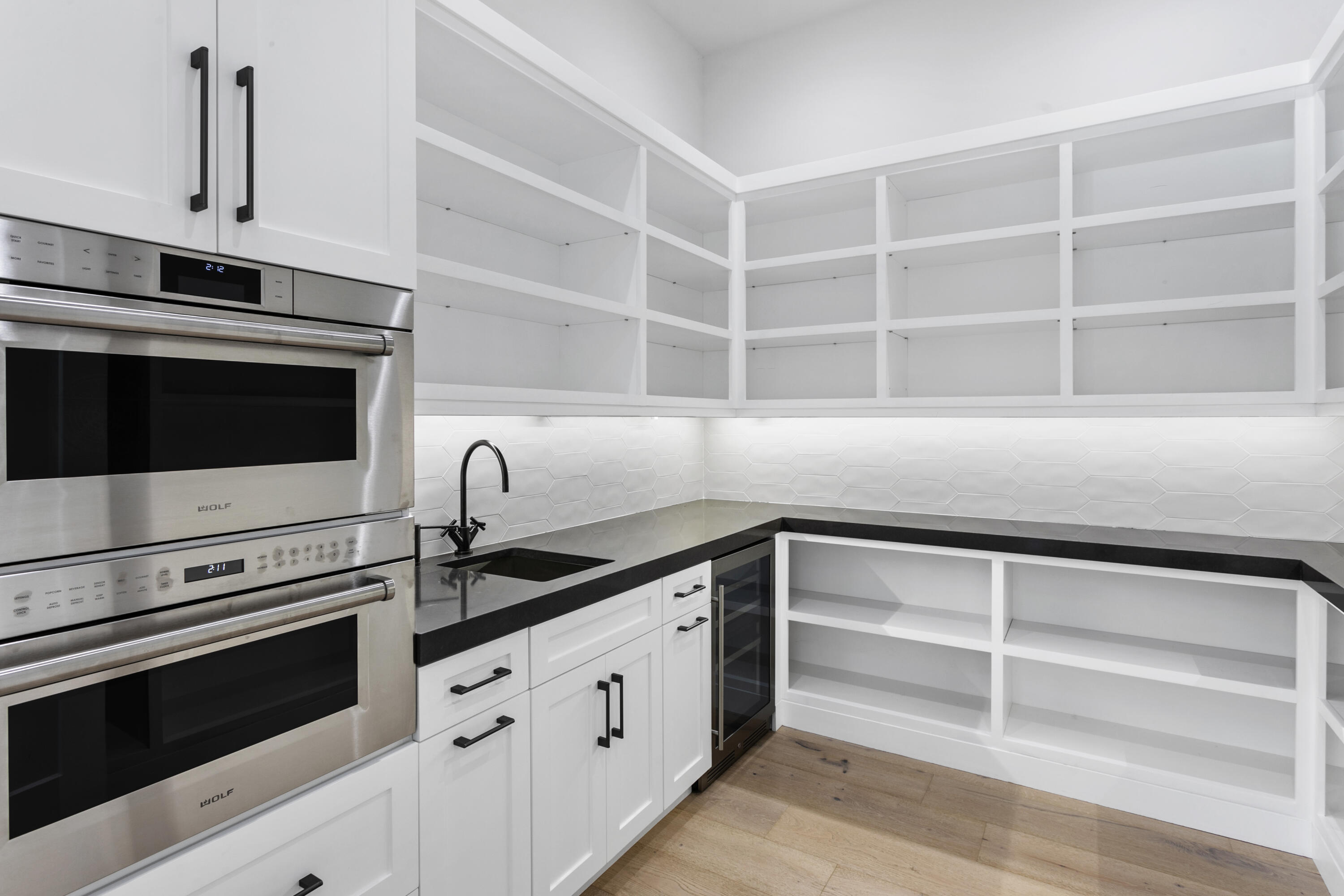 COUNTRY CLUB ADD TO VILLAGE OF NORTH PALM BEACH - Residential