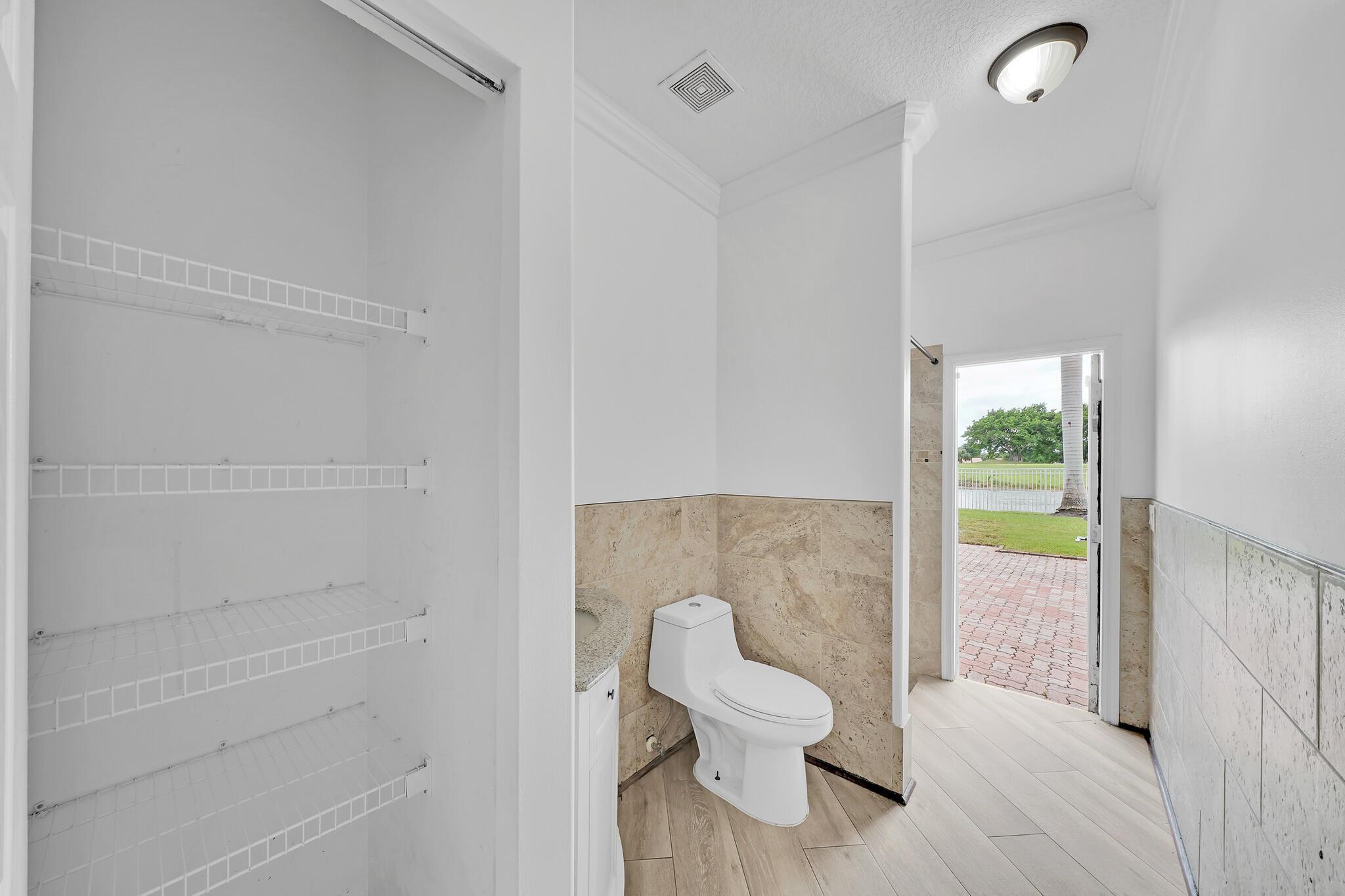 WINSTON TRAILS PAR 8 - Residential Lease