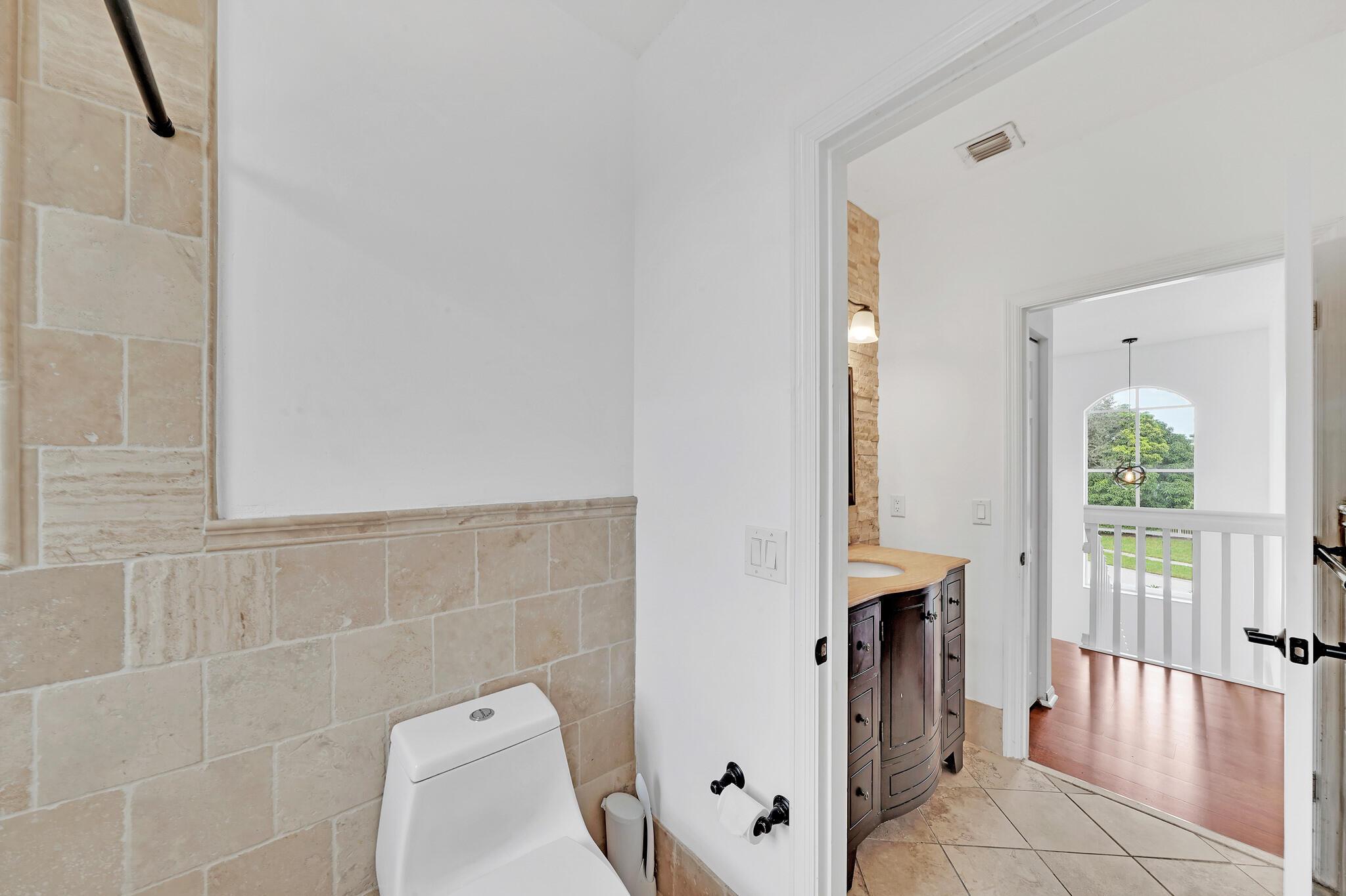 WINSTON TRAILS PAR 8 - Residential Lease