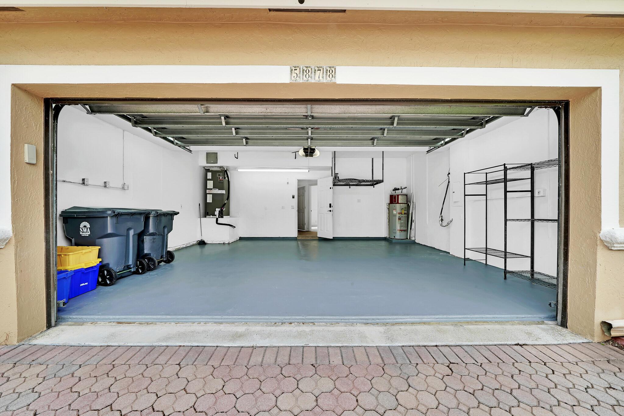 WINSTON TRAILS PAR 8 - Residential Lease