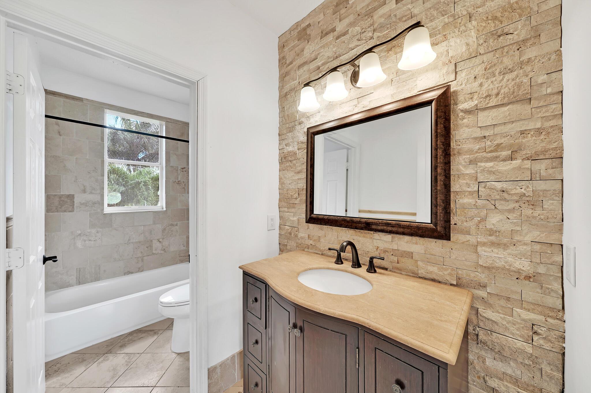 WINSTON TRAILS PAR 8 - Residential Lease