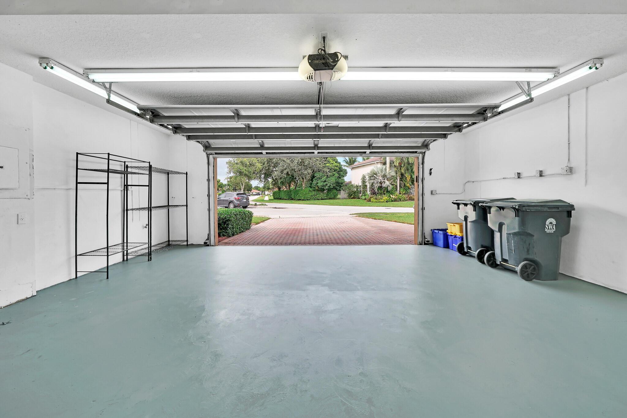 WINSTON TRAILS PAR 8 - Residential Lease