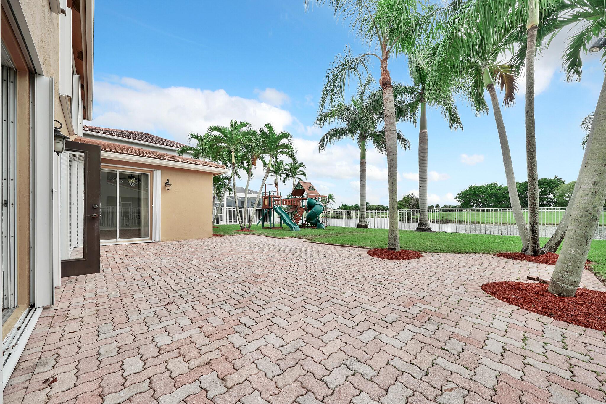 WINSTON TRAILS PAR 8 - Residential Lease