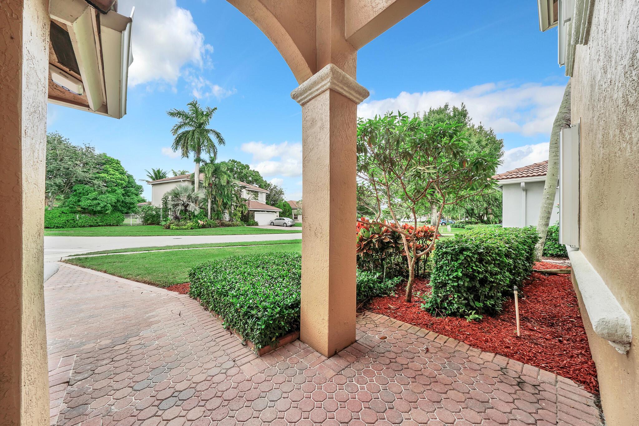 WINSTON TRAILS PAR 8 - Residential Lease