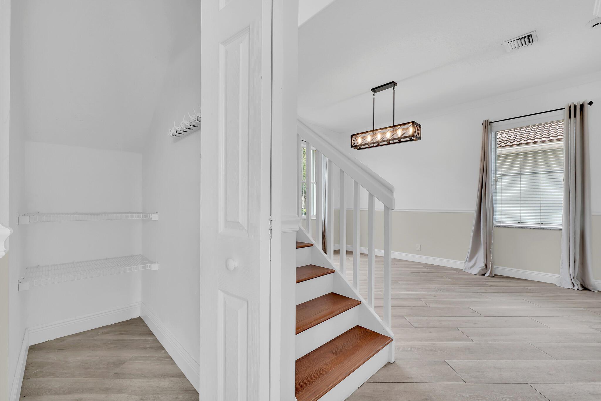 WINSTON TRAILS PAR 8 - Residential Lease