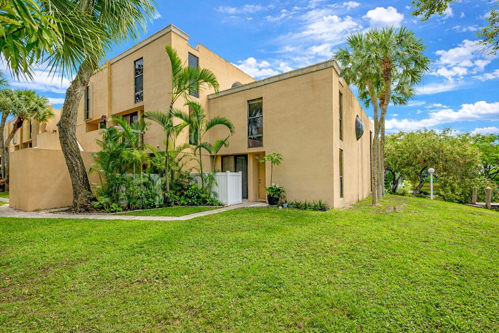 Photo of 2941 SW 87th Avenue #407, Davie, FL 33328 (MLS # B26007249)