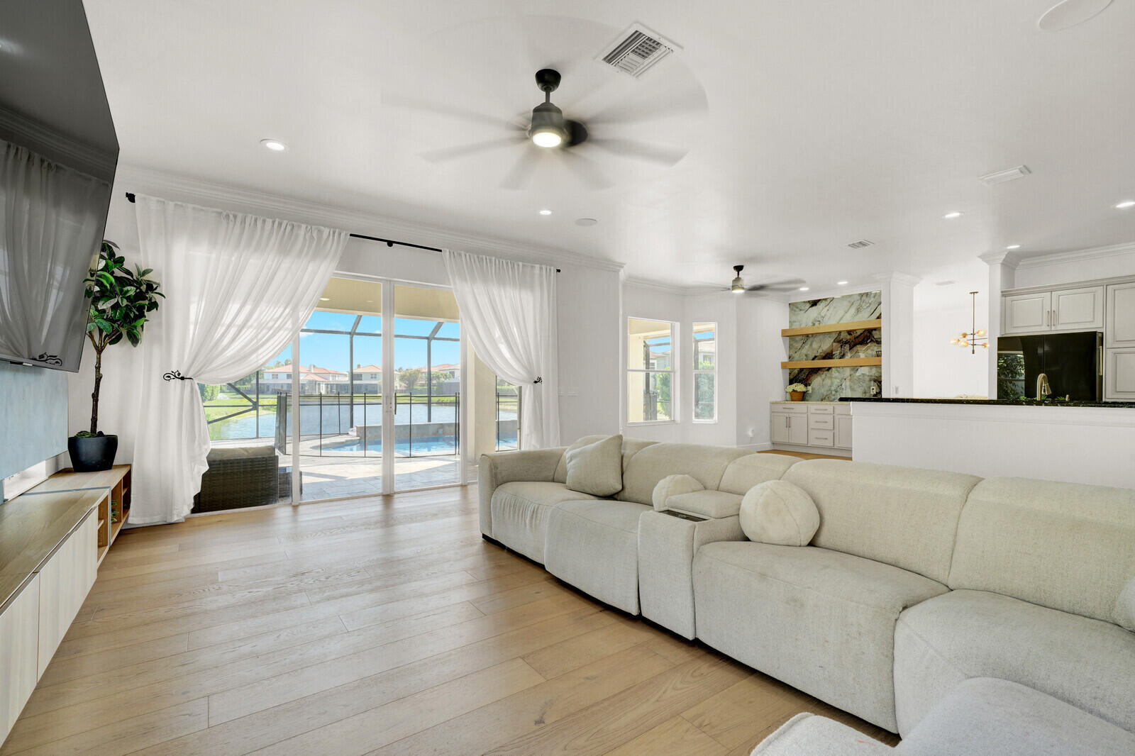 COUNTRYSIDE MEADOWS - Residential