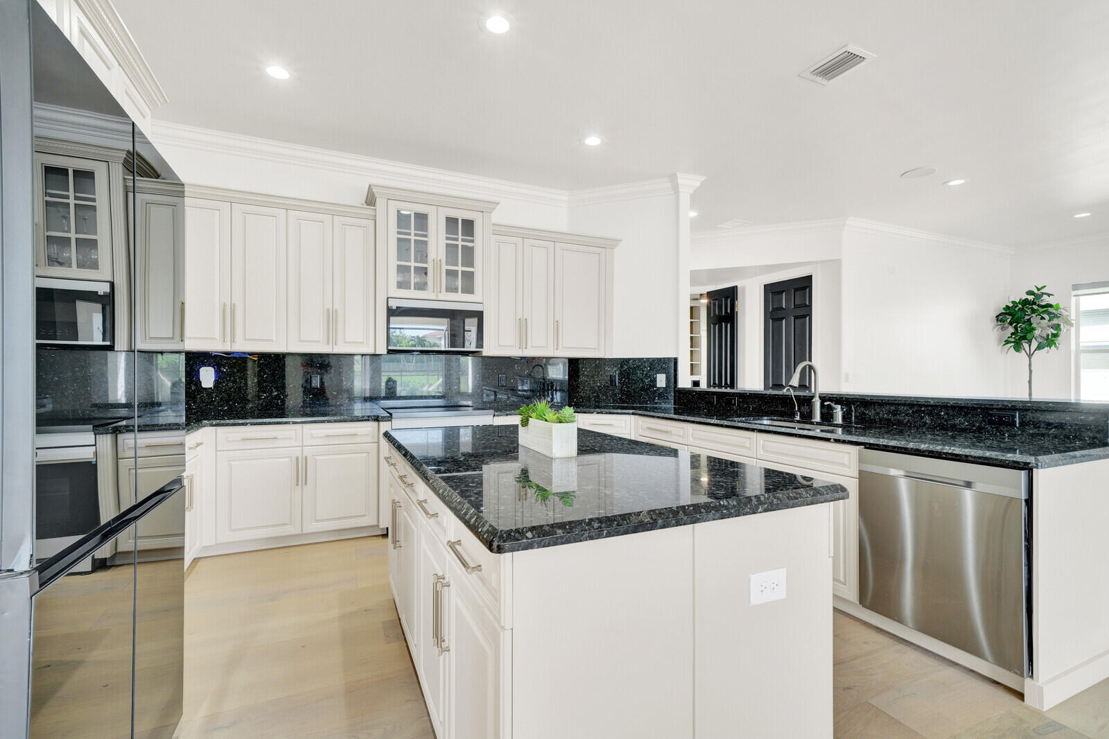 COUNTRYSIDE MEADOWS - Residential