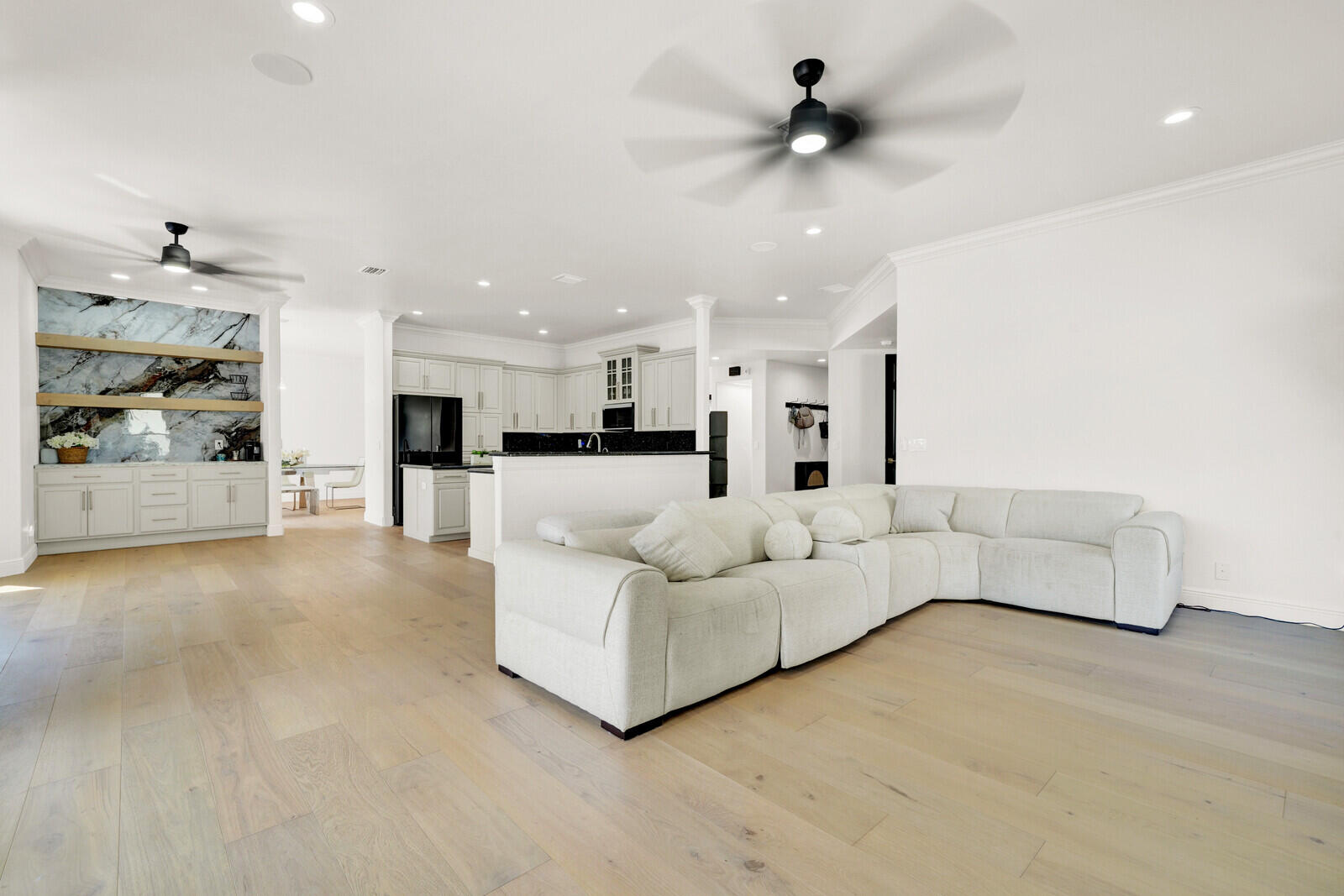 COUNTRYSIDE MEADOWS - Residential