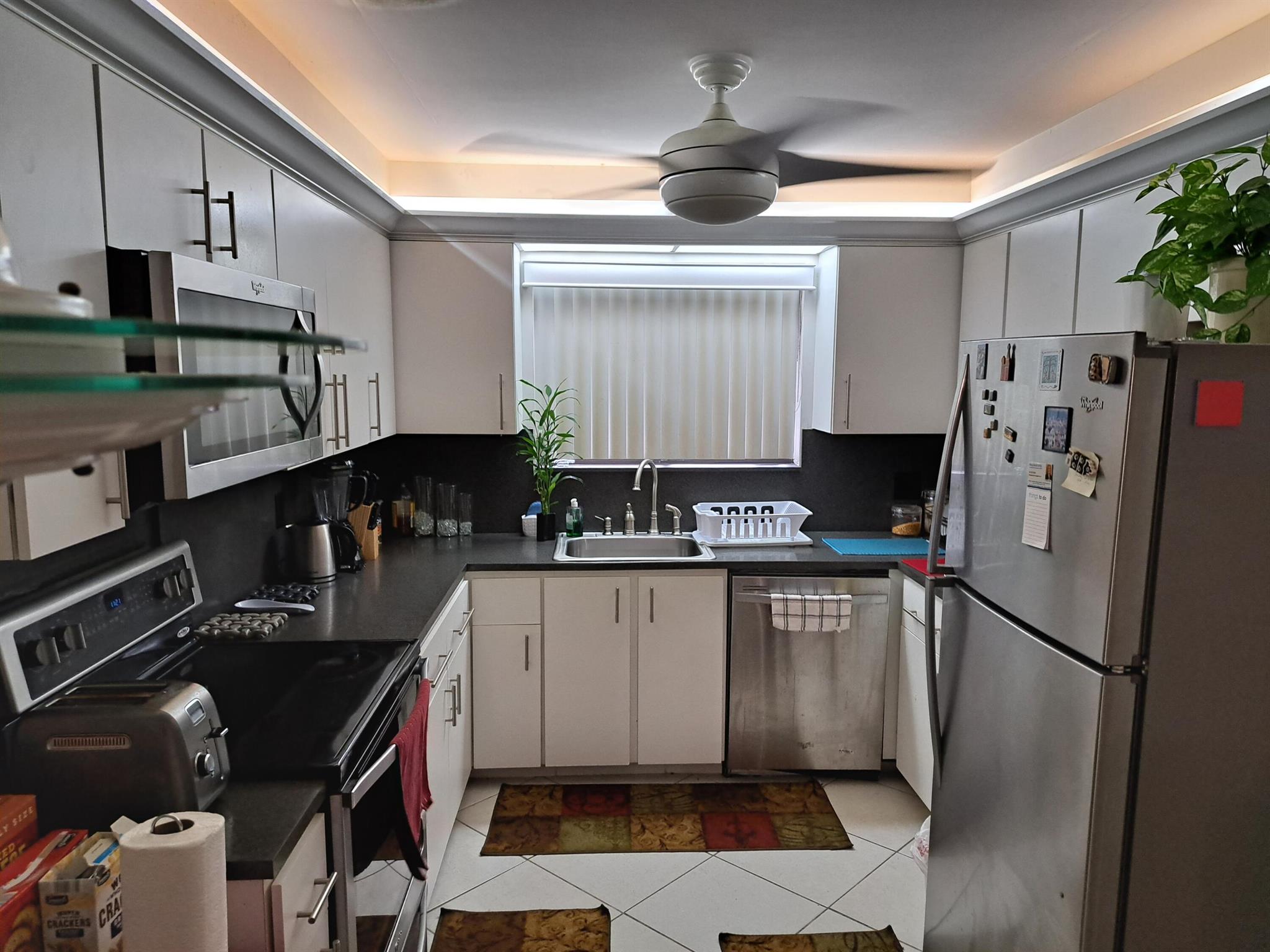 SUNRISE OF PALM BEACH CON - Residential