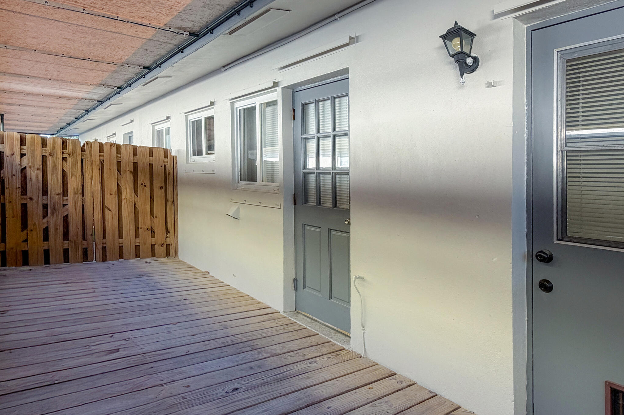 OAKLAND PARK SECOND ADD - Residential Lease