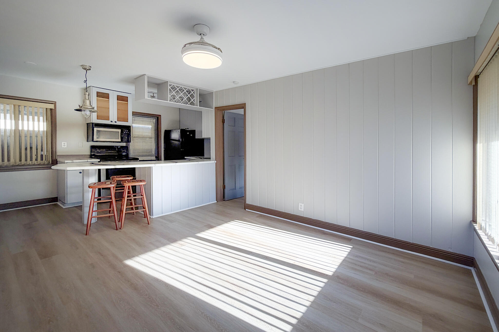 OAKLAND PARK SECOND ADD - Residential Lease