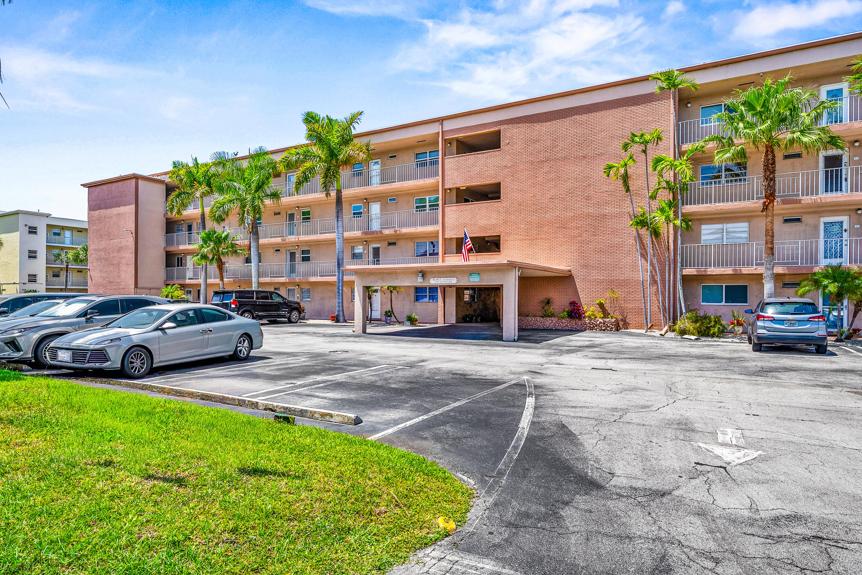 2615 NE 1st Court 410