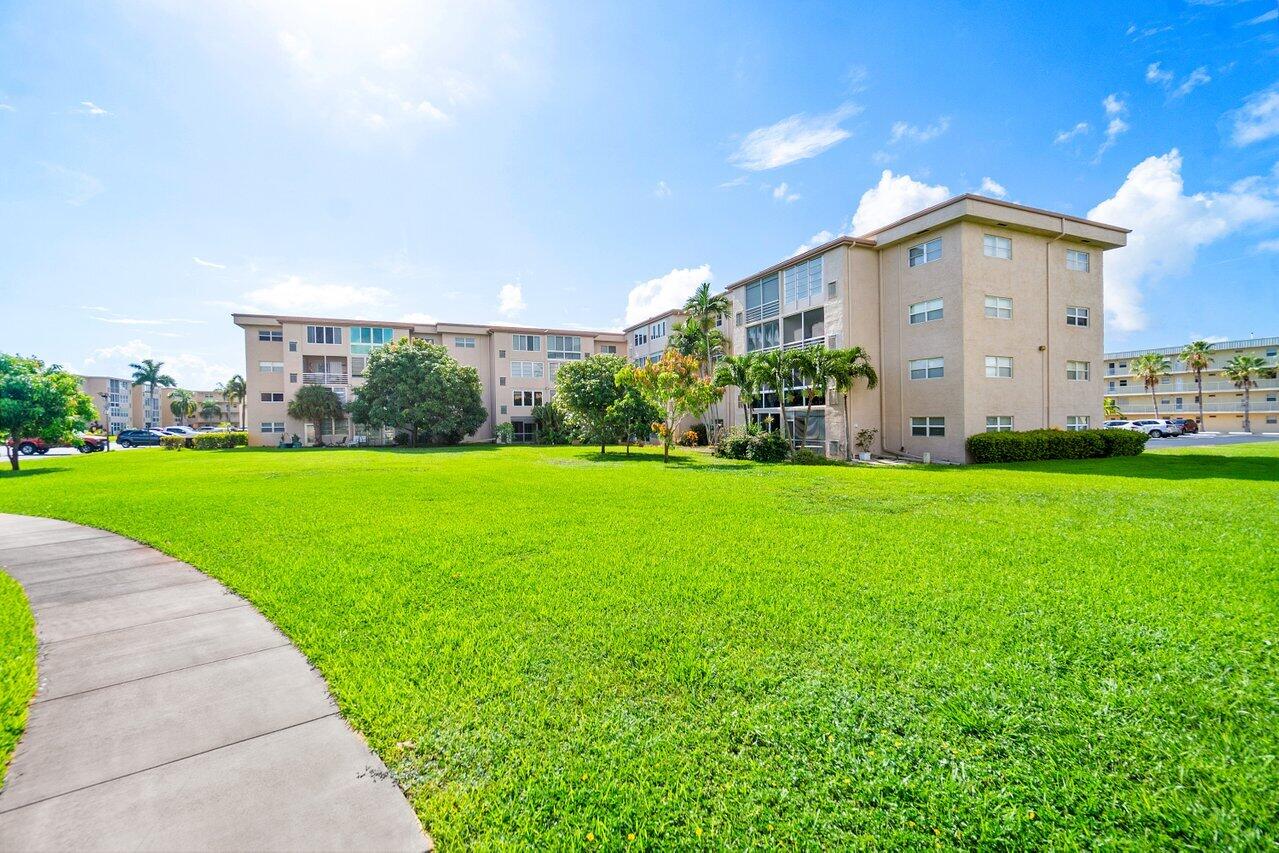 2615 NE 1st Court 410