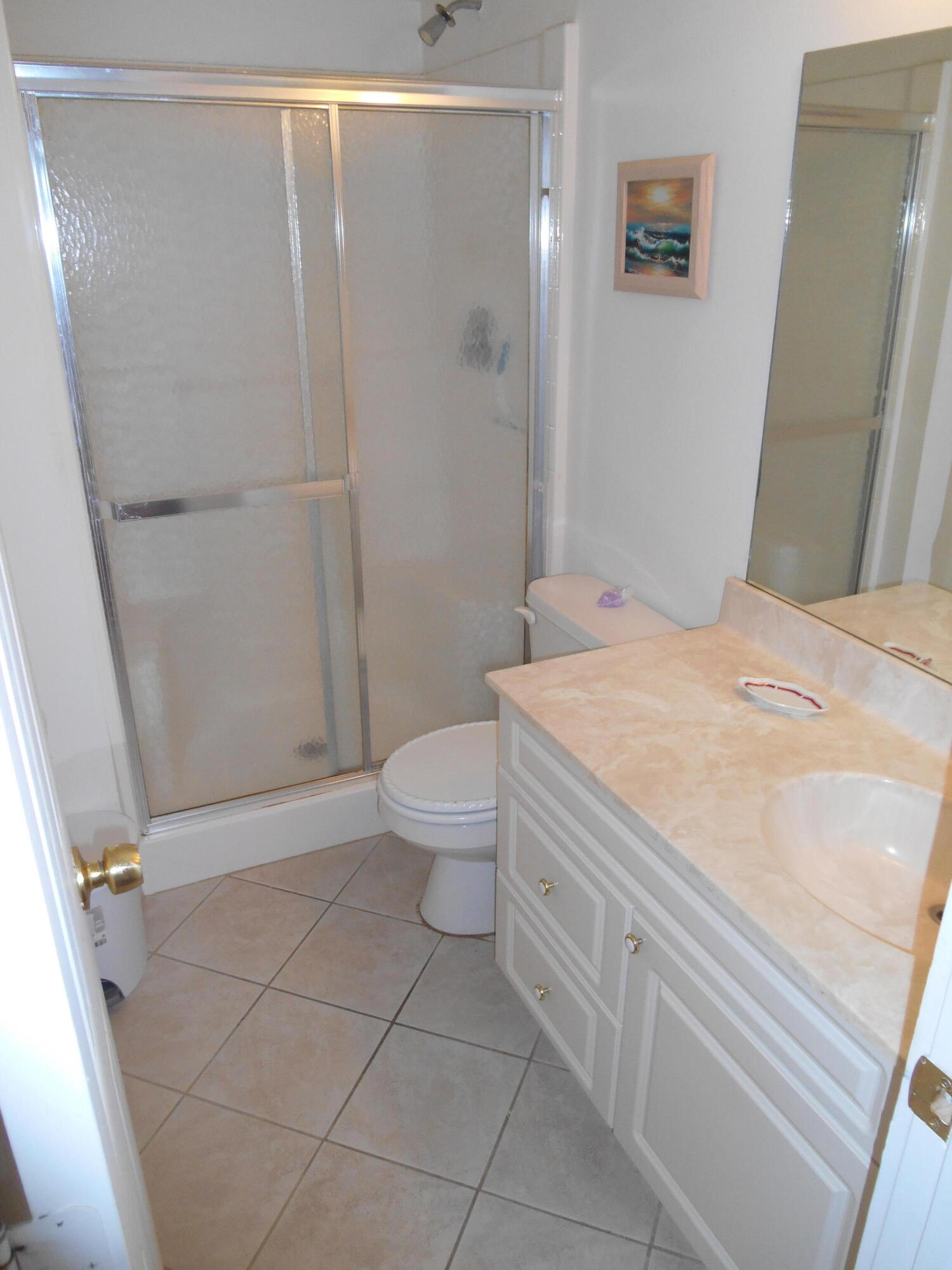 VILLAGE ROYALE ON THE GREEN CONDO - Residential
