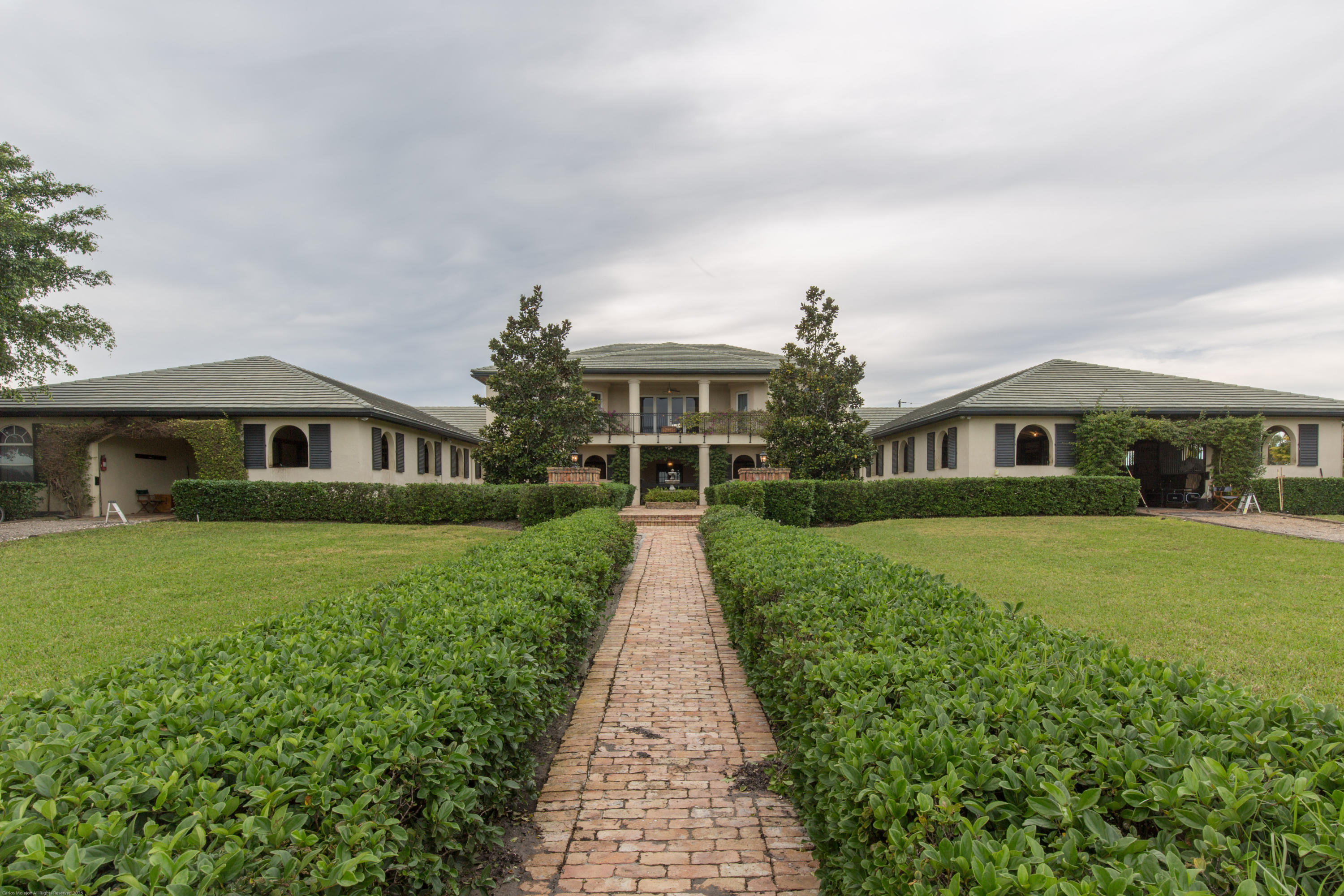 PALM BEACH POINT EAST - Residential