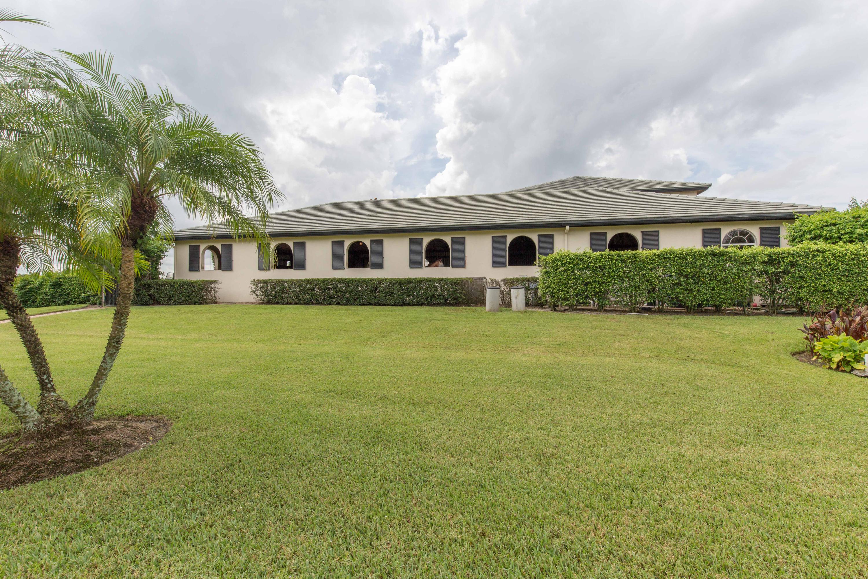 PALM BEACH POINT EAST - Residential