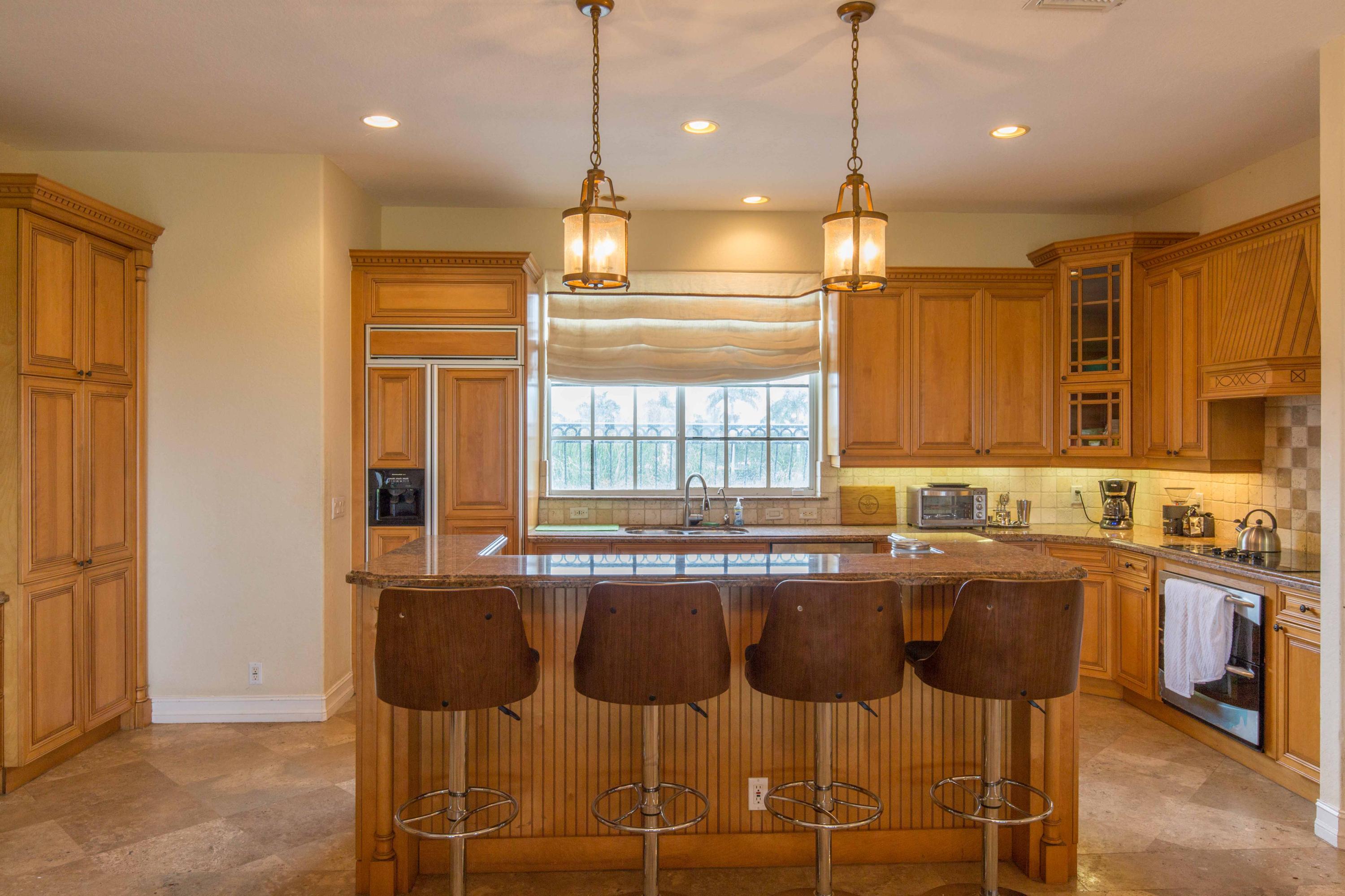 PALM BEACH POINT EAST - Residential