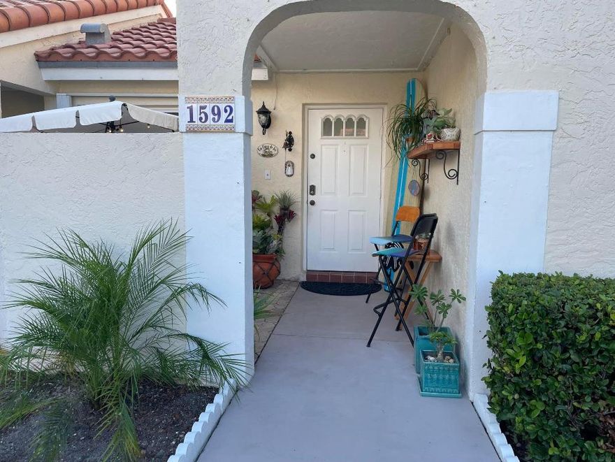 This charming 3/2 townhome in Weston, FL is now available for rent. It offers a freshly painted interior with an open living area, making it great for relaxation and entertainment. The closed-in porch with AC adds extra year-round living space almost 350 Sq Ft more, perfect for morning coffee or gatherings. Located in a desirable area with top-rated schools, it's ideal for families. The community offers numerous amenities and a cozy patio for enjoying the Florida sunshine. Don't miss this opportunity to call this beautiful townhome your home and create lasting memories.