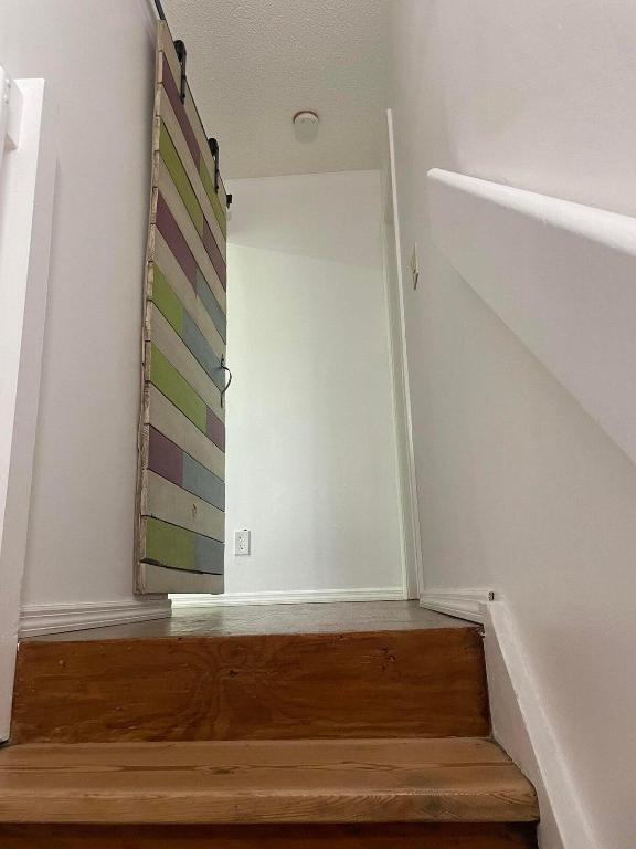 COUNTRY ISLES PHASE II - Residential Lease