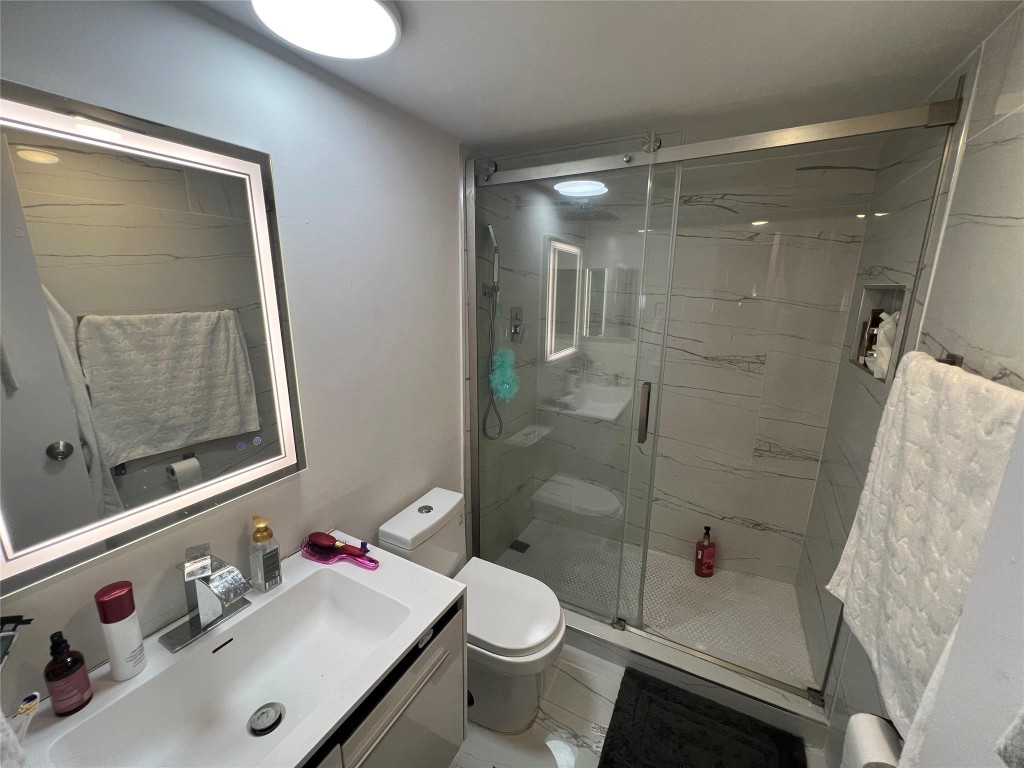 1040 SE 4th Avenue 123