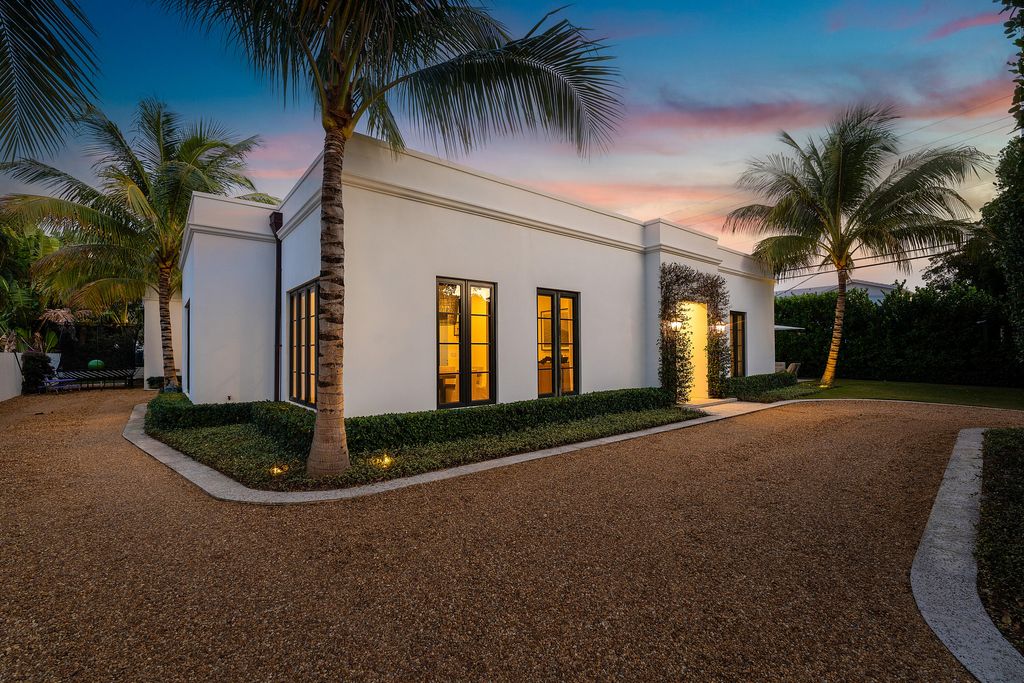 Photo of 3218 S Olive Avenue, West Palm Beach, FL 33405 (MLS # R11158373)