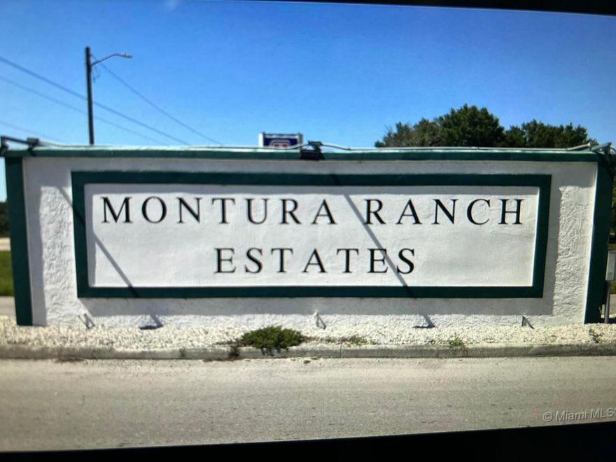 Brand new listing! 1.25 acre Vacant Lot in Montura Ranches, Hendry County!  Priced low for a quick sale!!   No HOA! But access to community clubhouse, swimming pool and parks! You can plan to build a custom home, enjoy fishing near Lake Okeechobee! ***See the picture of neighborhood***Great opportunity to invest for your dream! Prime Location!!!