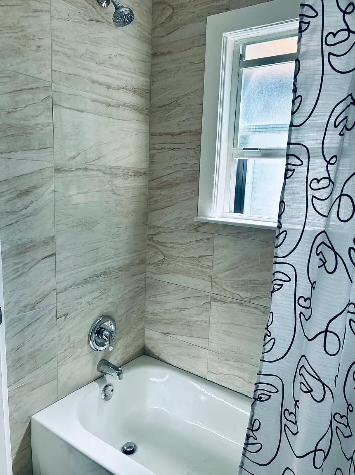 LAKE WORTH TOWN OF - Residential Lease