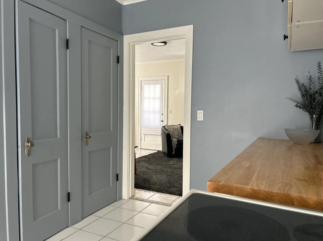 LAKE WORTH TOWN OF - Residential Lease