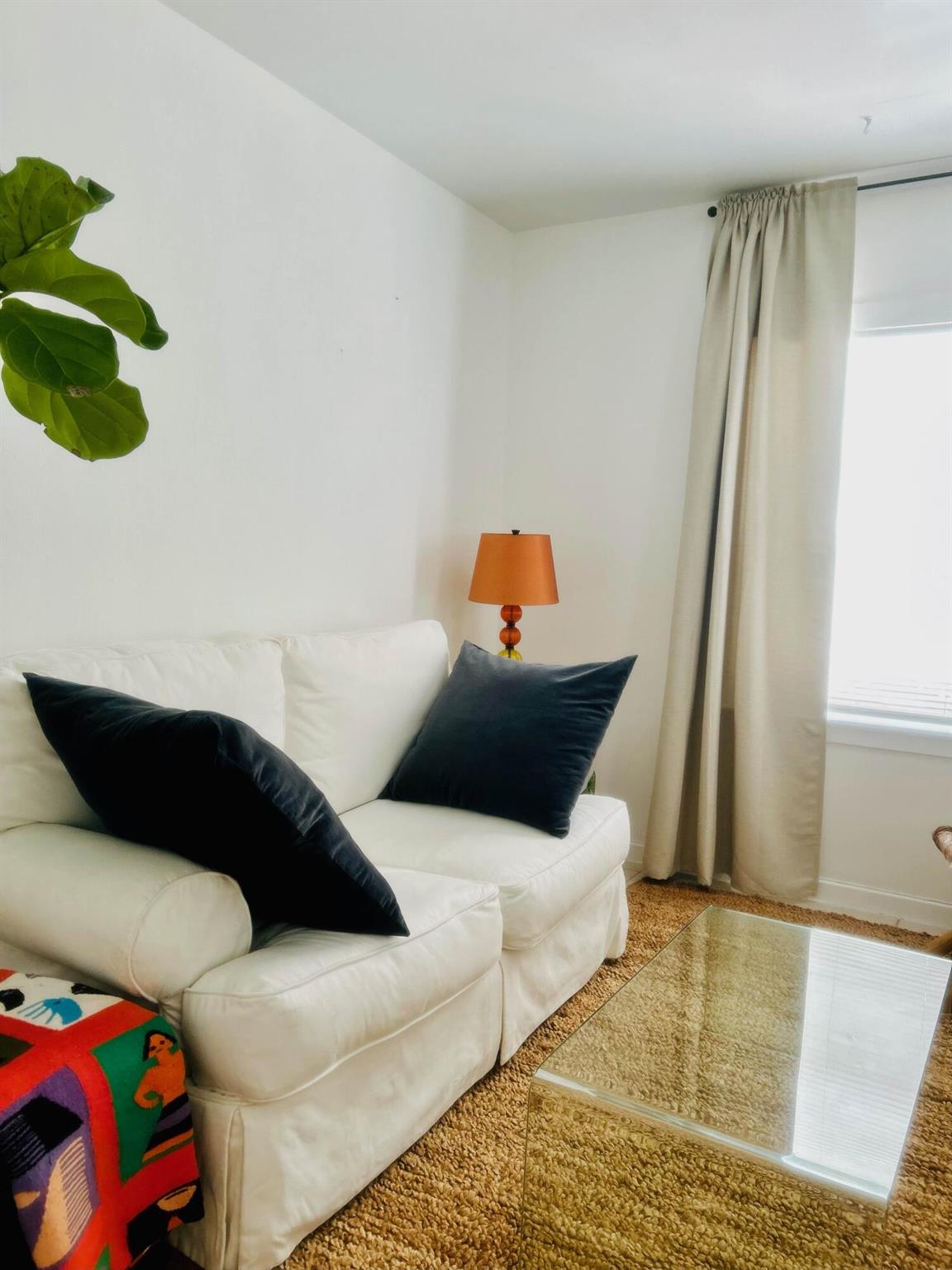 LAKE WORTH TOWN OF - Residential Lease