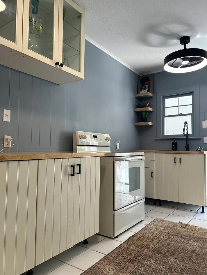 LAKE WORTH TOWN OF - Residential Lease