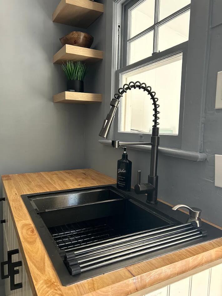 LAKE WORTH TOWN OF - Residential Lease