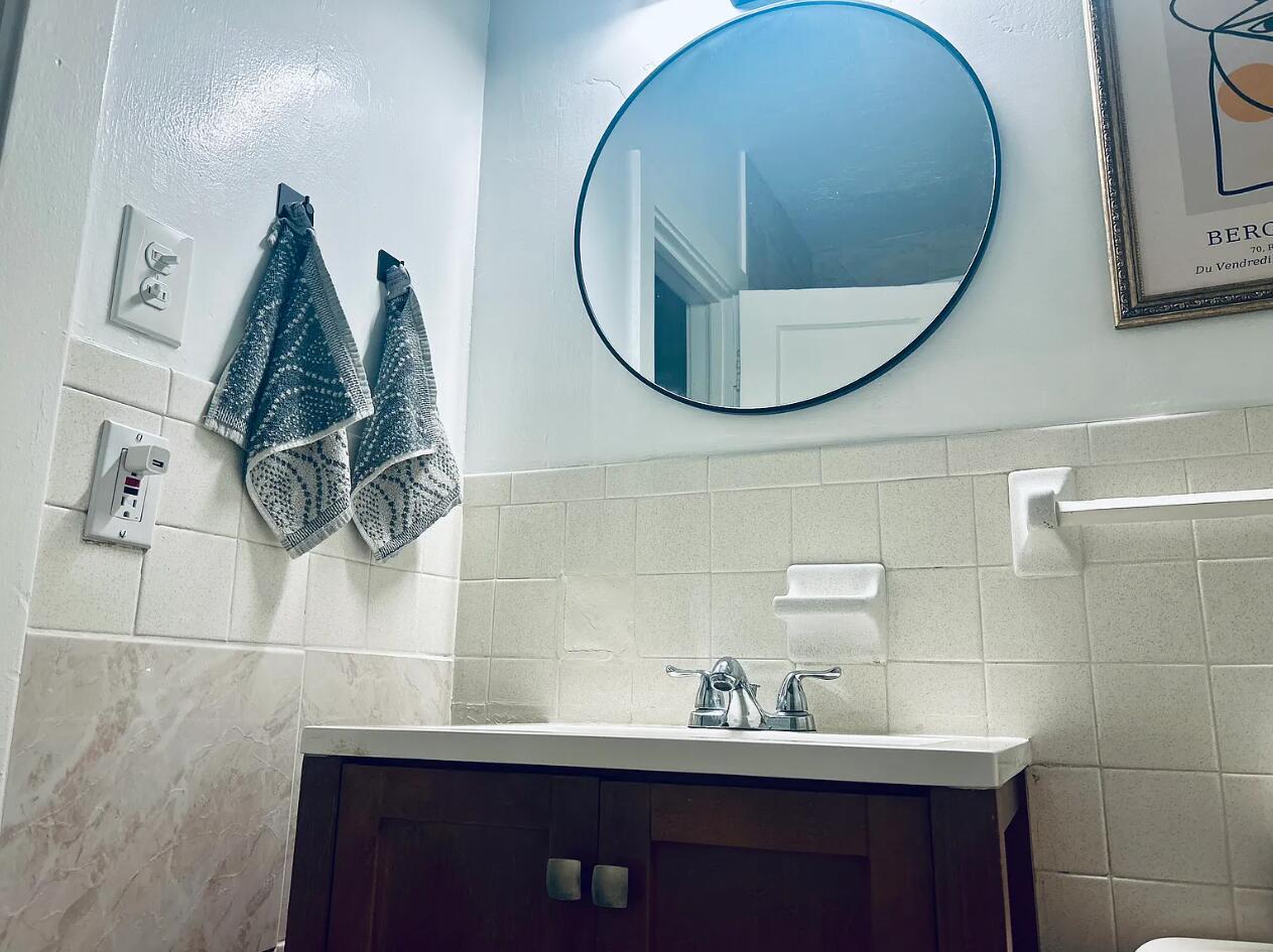 LAKE WORTH TOWN OF - Residential Lease