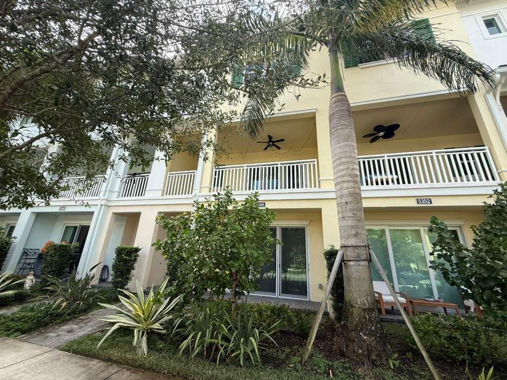 5348 Sagan Lane