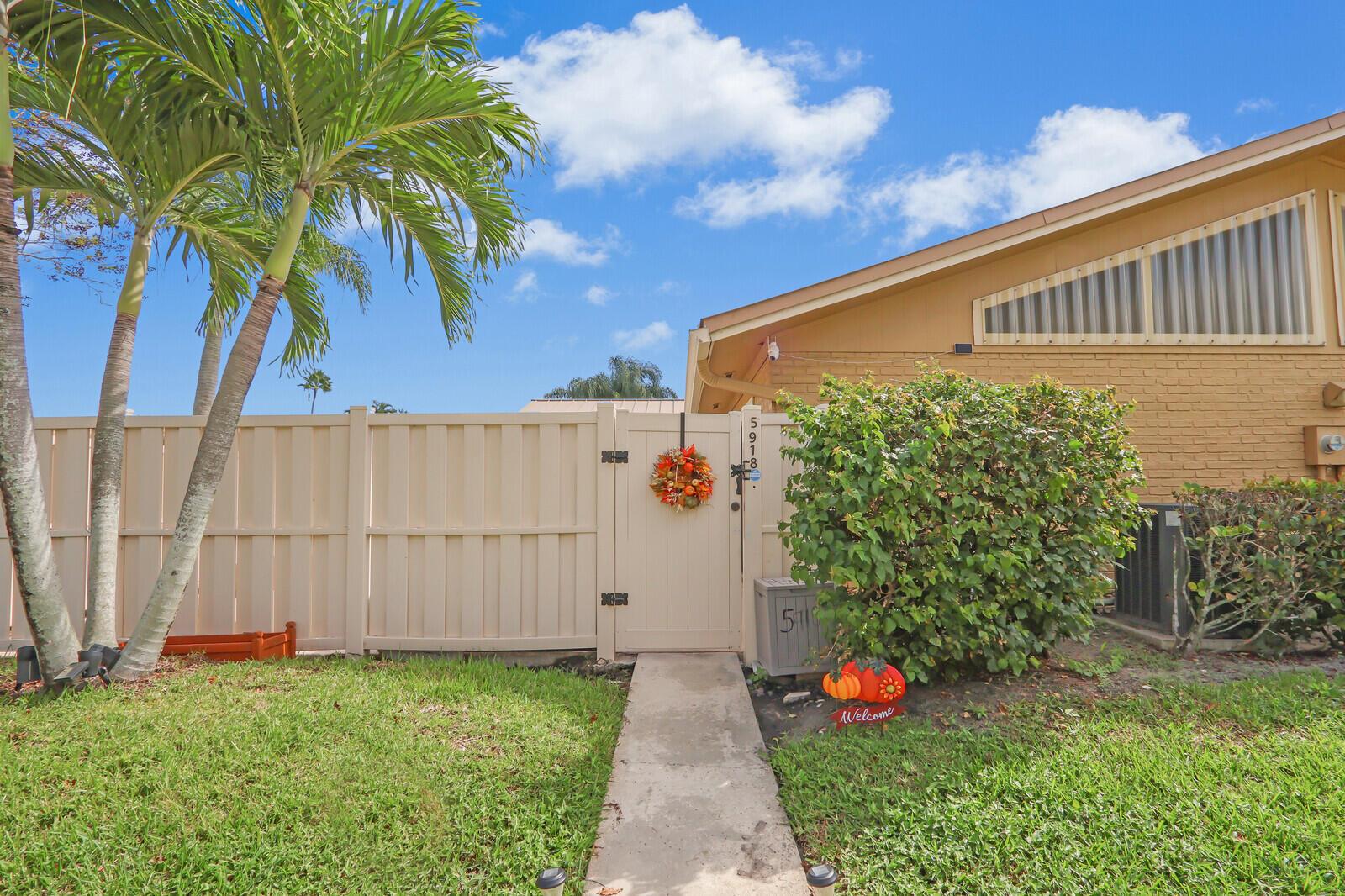 WESTWOOD GARDENS 1 - Residential