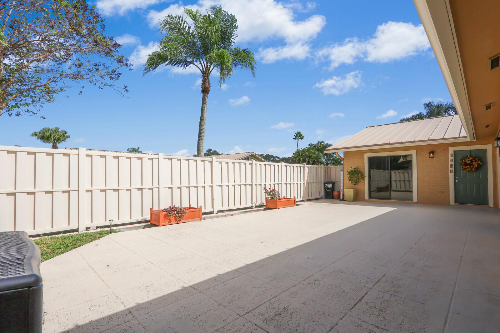 WESTWOOD GARDENS 1 - Residential