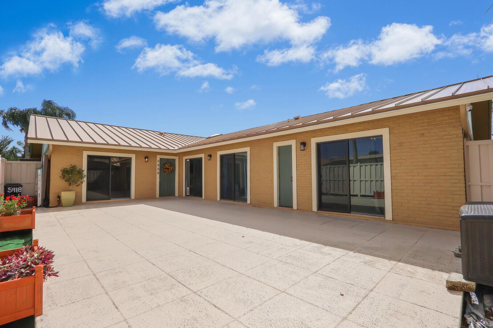 WESTWOOD GARDENS 1 - Residential