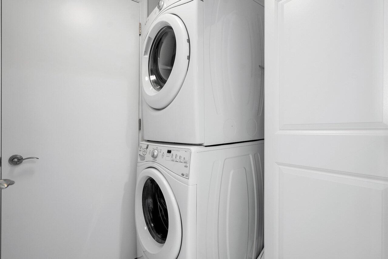 MARINA GRANDE RIVIERA BEACH CONDO - Residential Lease